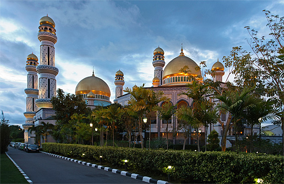 mosque2.jpg