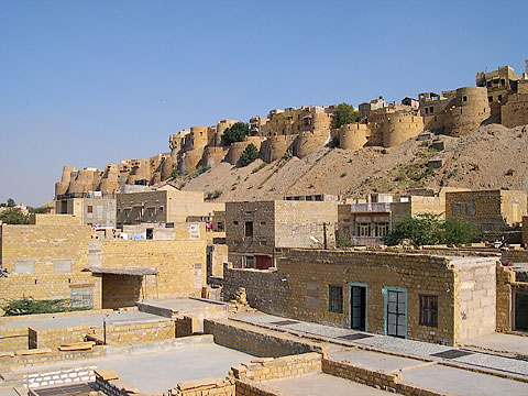 Fortul vazut din Shahi Palace