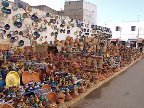Vanzatori de oale in El-Jadida
